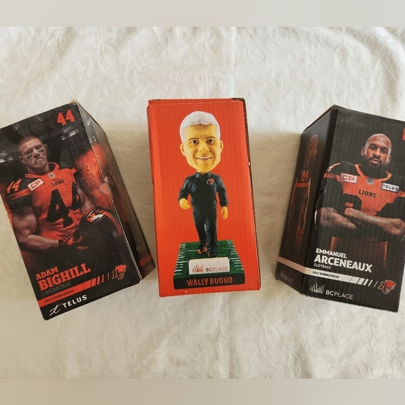 LOT BC Lion's CFL bobble heads - Picture 2 of 14